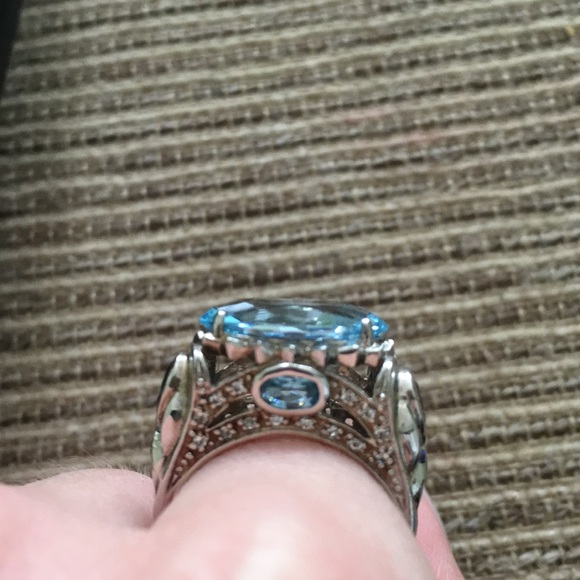 Gorgeous accent ring - Picture 5 of 8